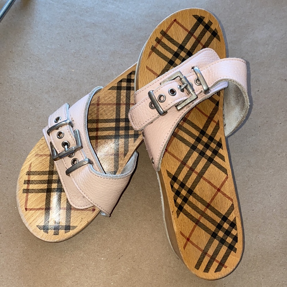 Womens Burberry Slides, Wooden Nova Check, Pink Leather adjustable Strap. Size 7